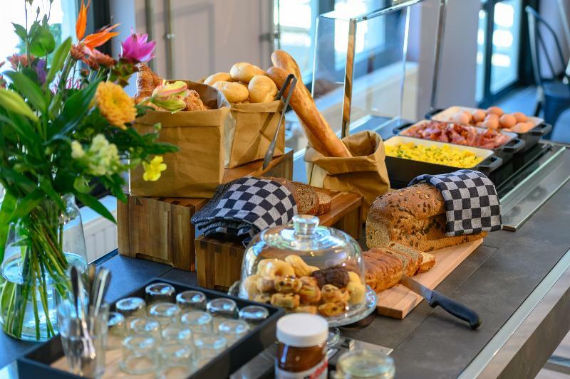 Hotel Campanile & Restaurant 3*